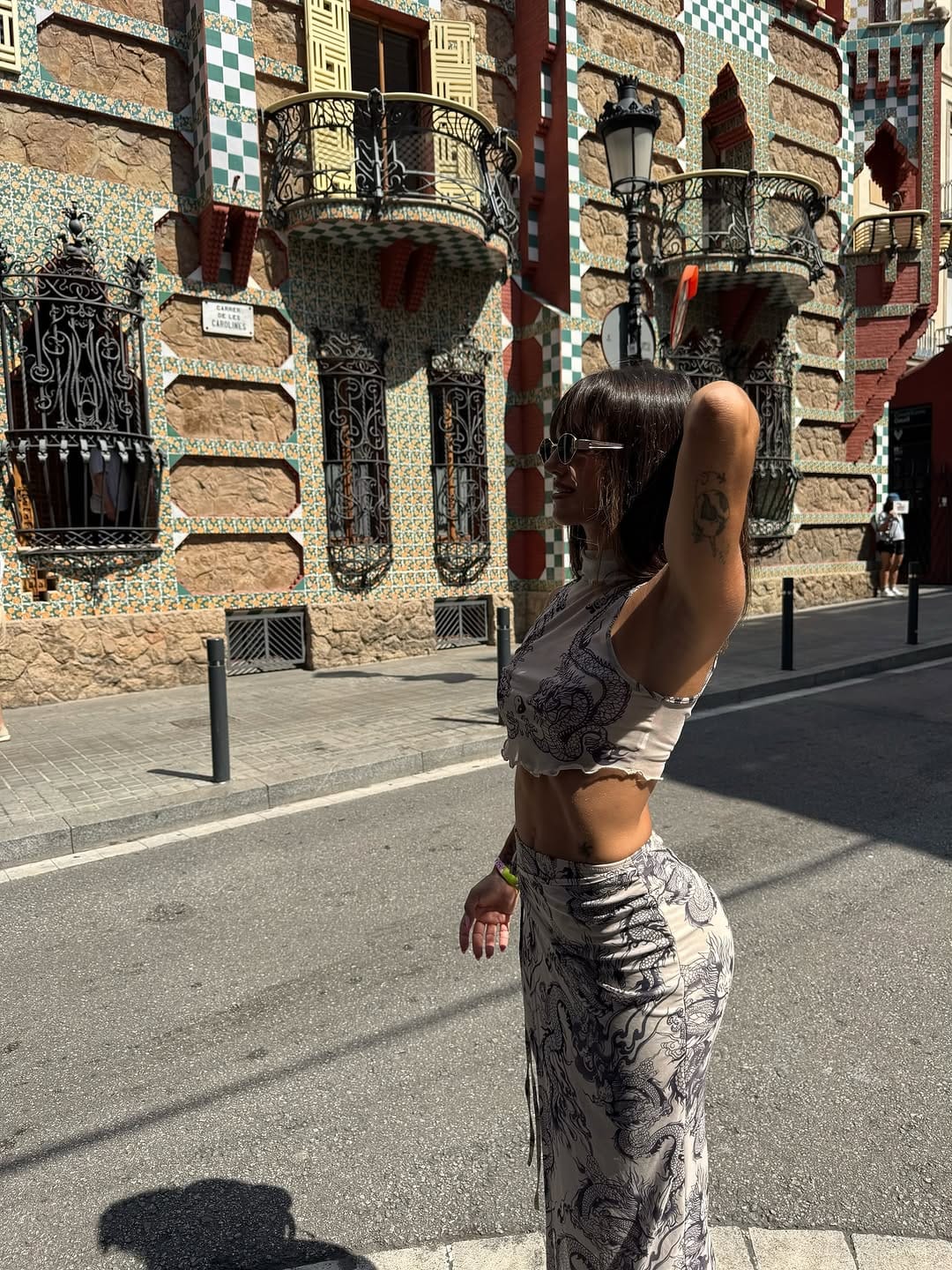 Post 8 by Elena Nikolaou on Instagram (carousel)