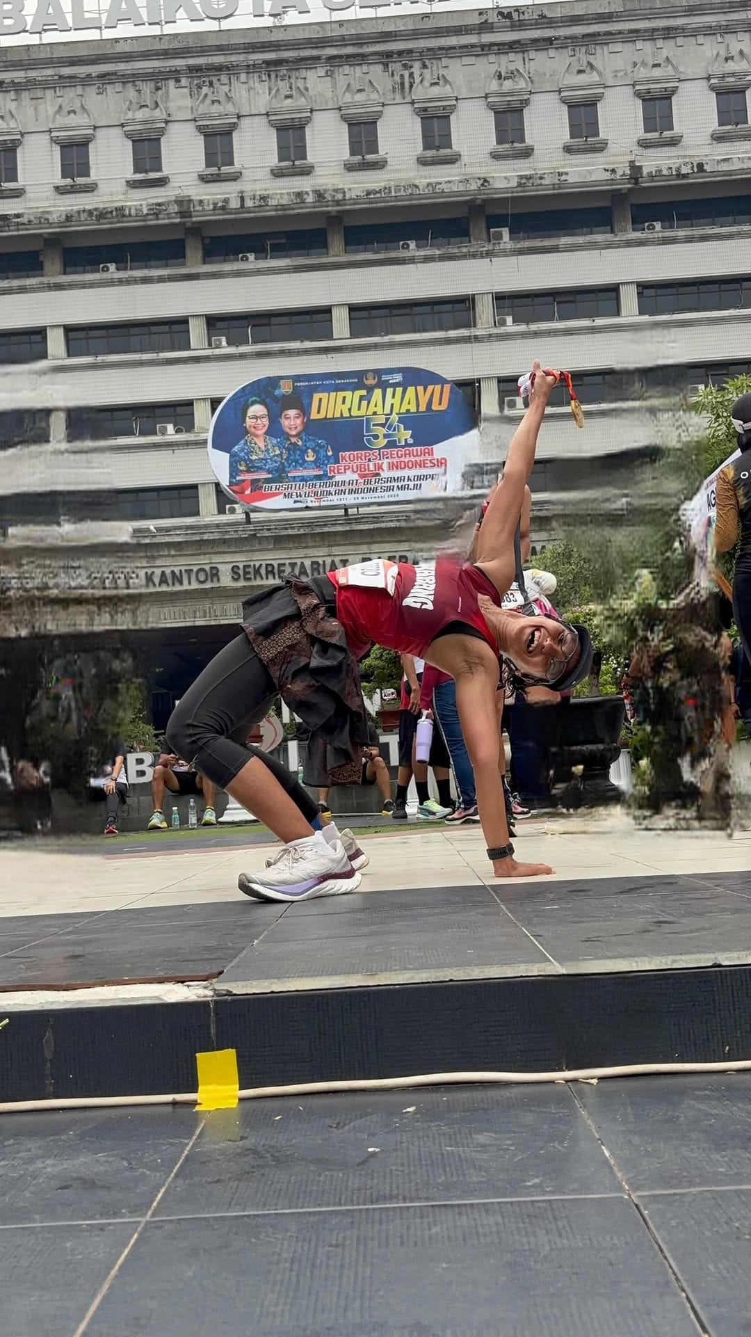 Post 6 by Latree (Elmayoga) on Instagram (video)