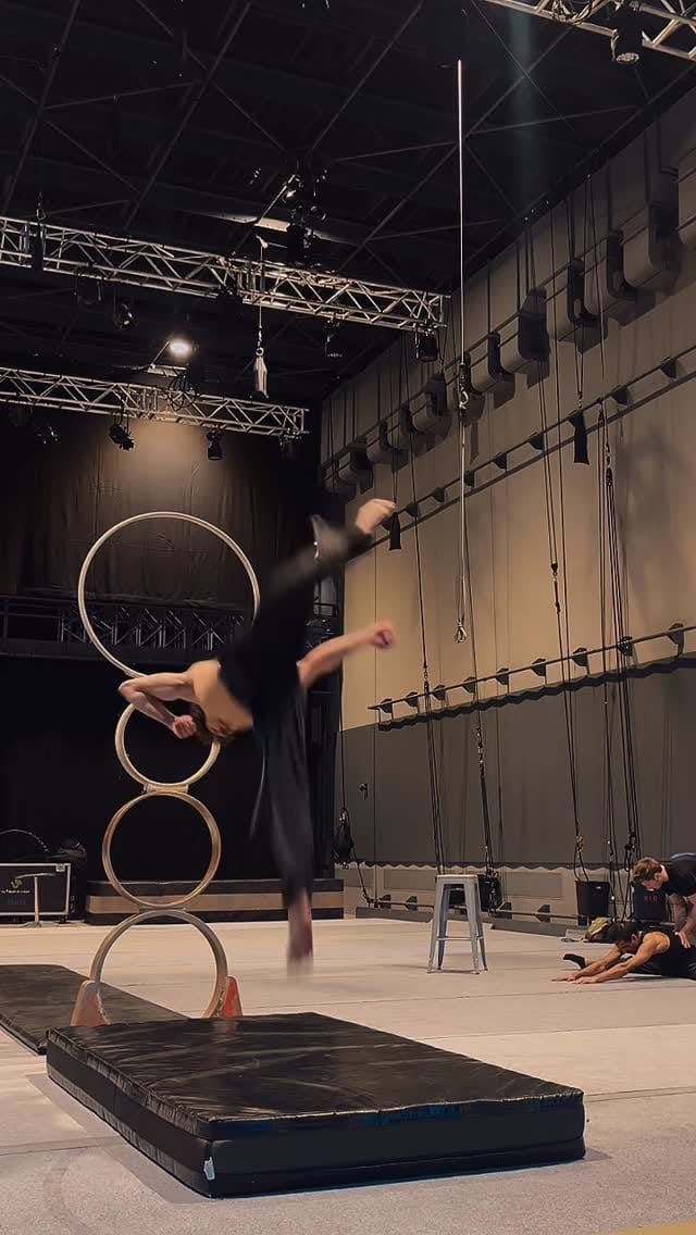 Post 1 by Jeremi Levesque on Instagram (video)