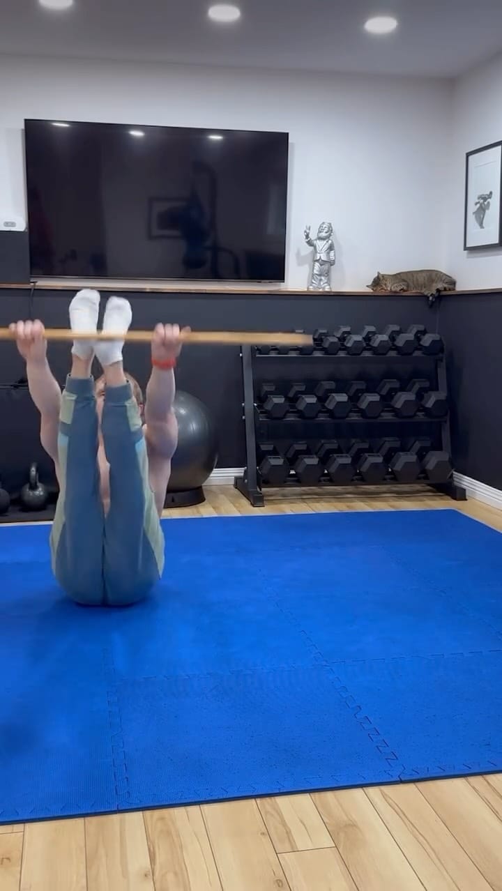 Post 1 by Trainer Maxim on Instagram (video)