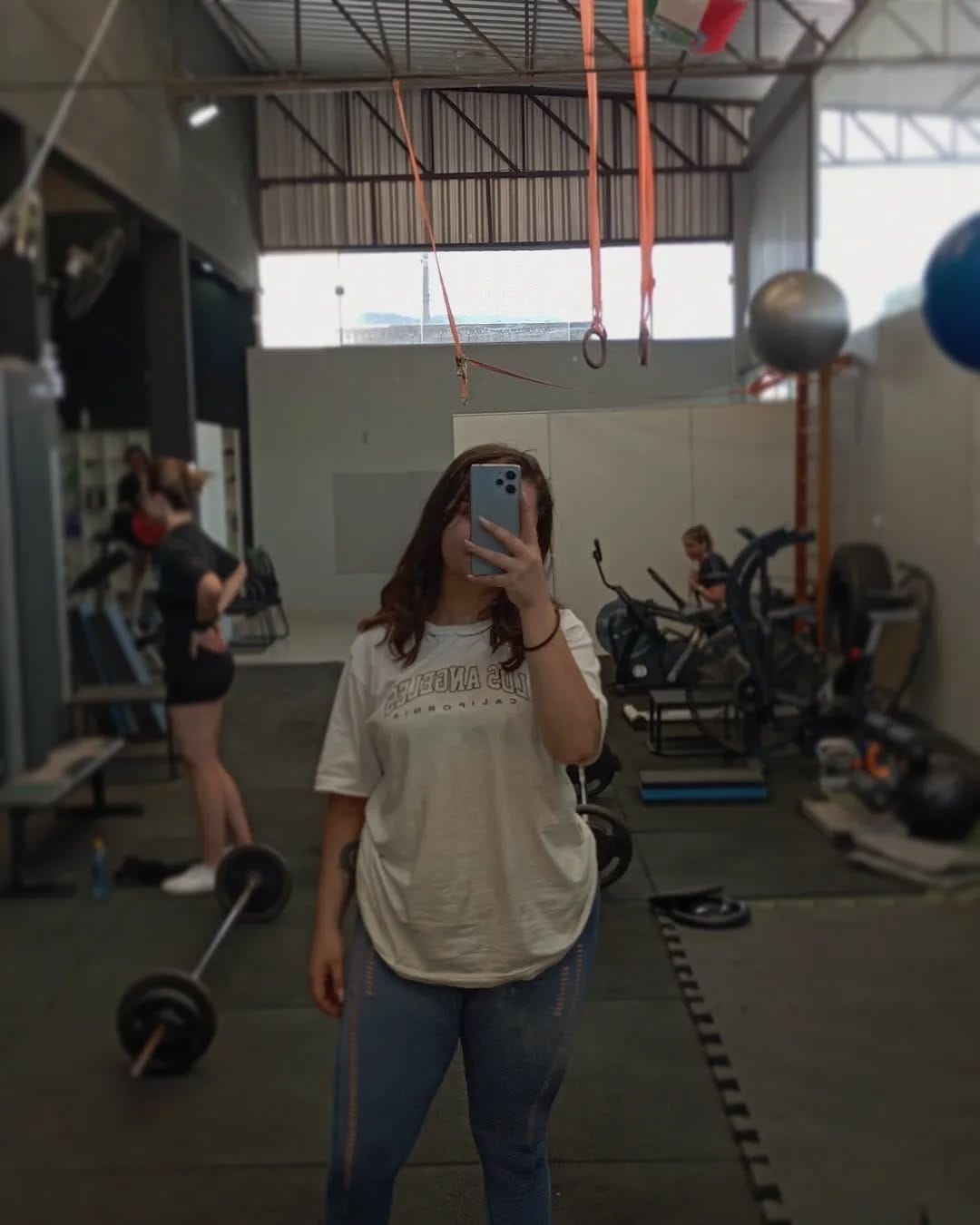 Post 8 by Thais Padilha on Instagram (carousel)