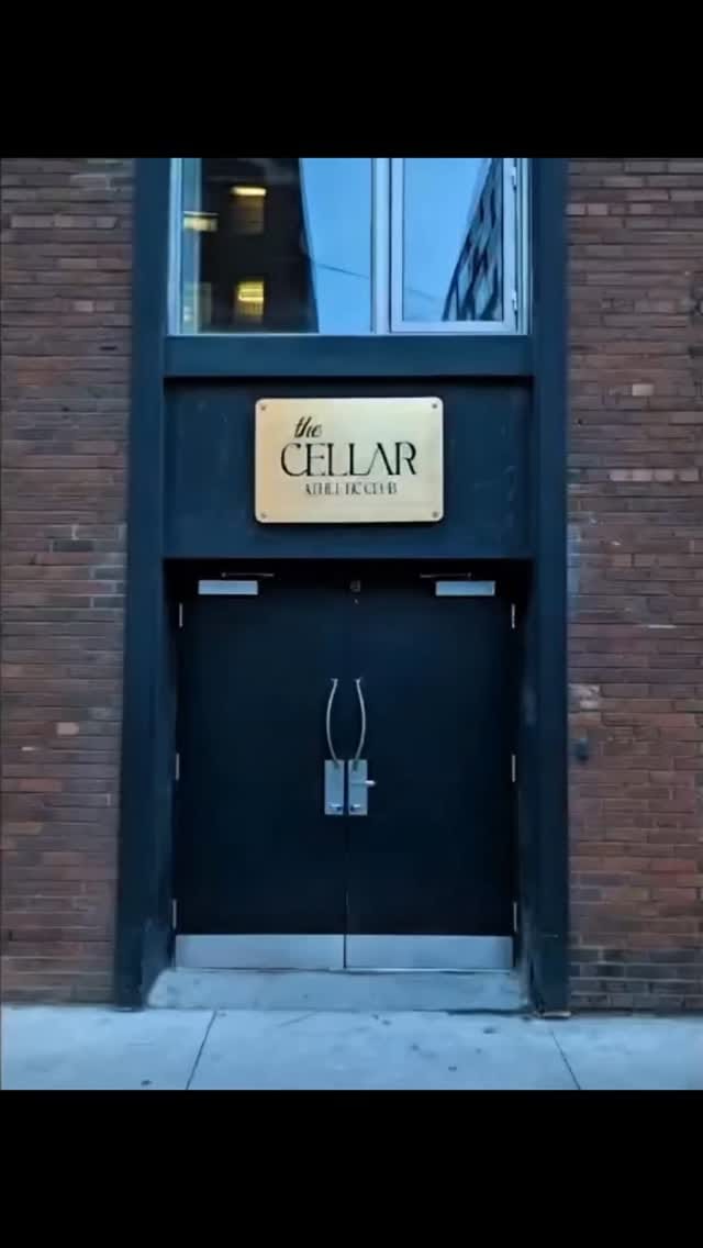 Post 3 by Roshan on Instagram (video)