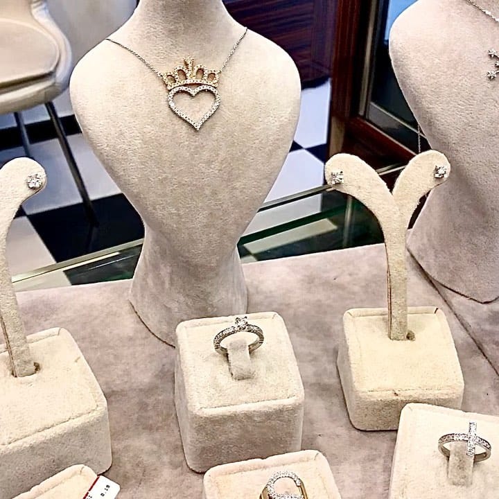 Post 9 by Nesip Talanioğlu Dilara Jewellery on Instagram (video)