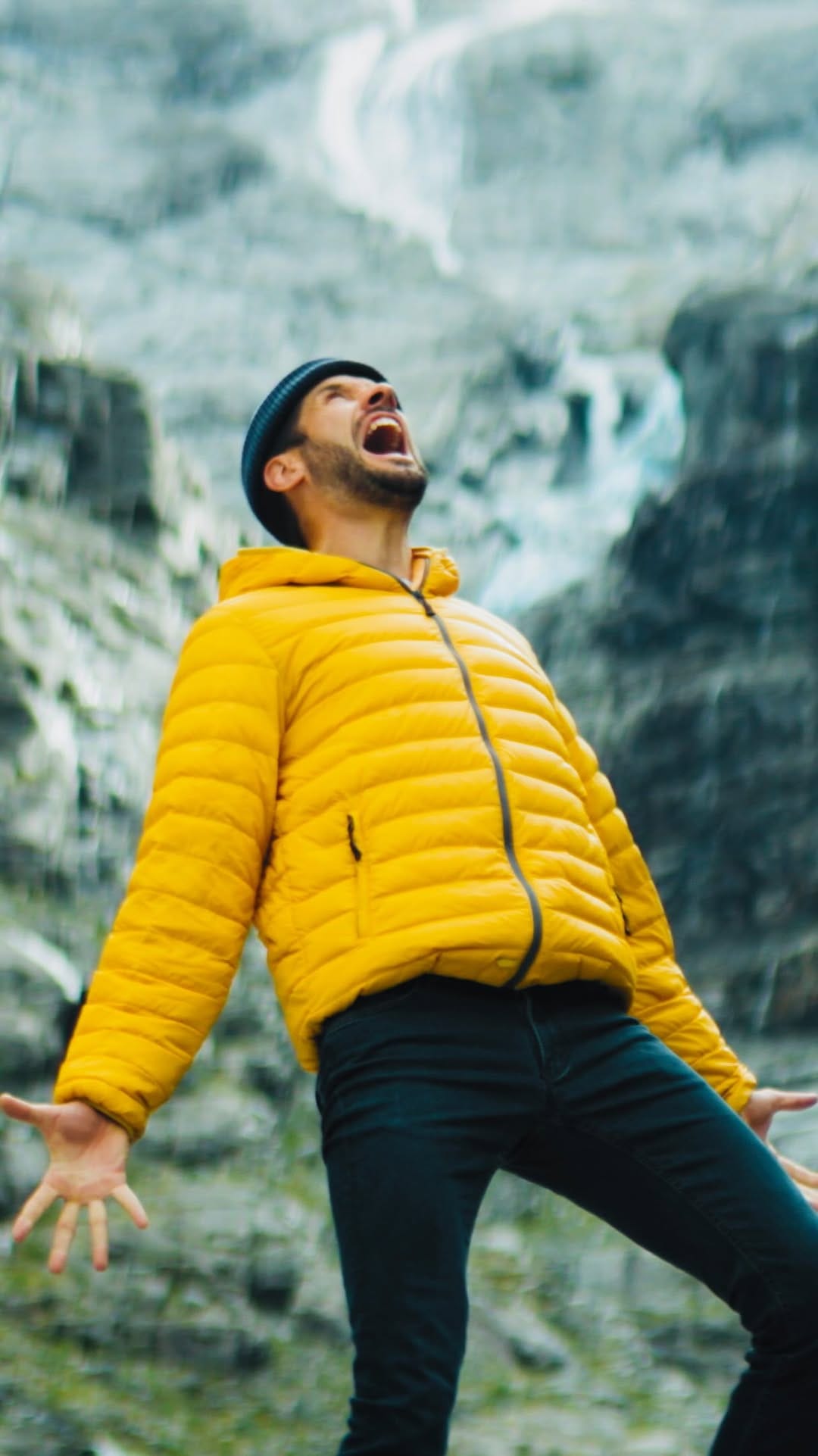 Post 6 by Julian Würzler on Instagram (video)