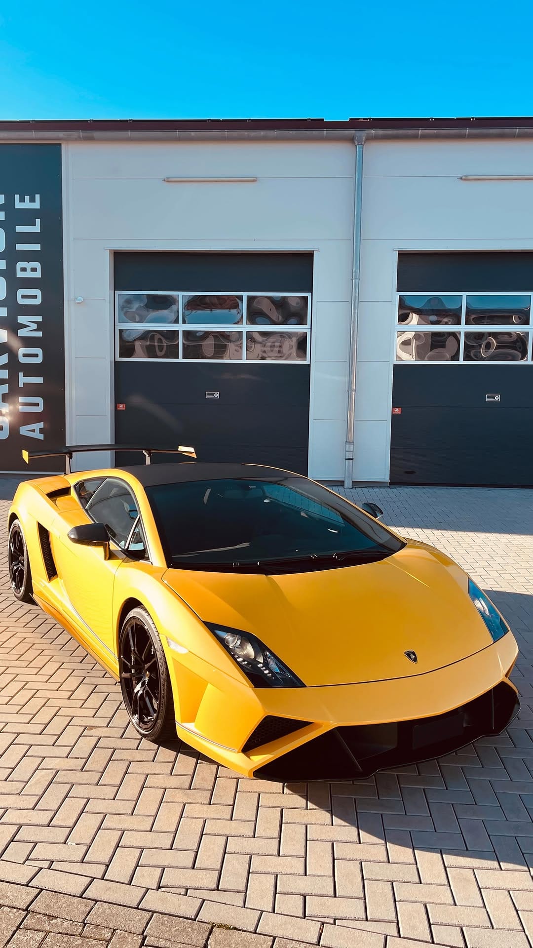Post 9 by Julian Würzler on Instagram (video)