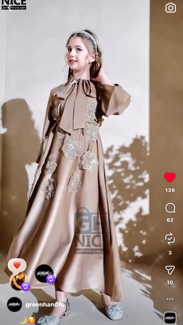 Post 3 by Даша Головарушко on Instagram (video)