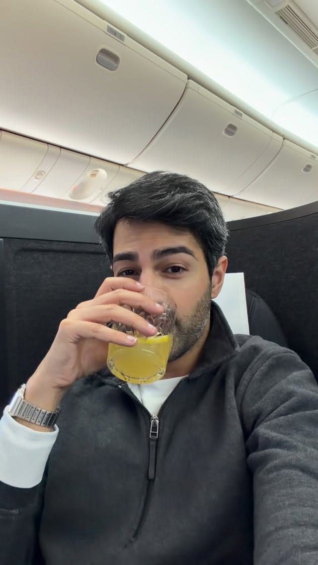 Post 8 by 𝚁𝚘𝚑𝚊𝚗 Malhotra on Instagram (video)