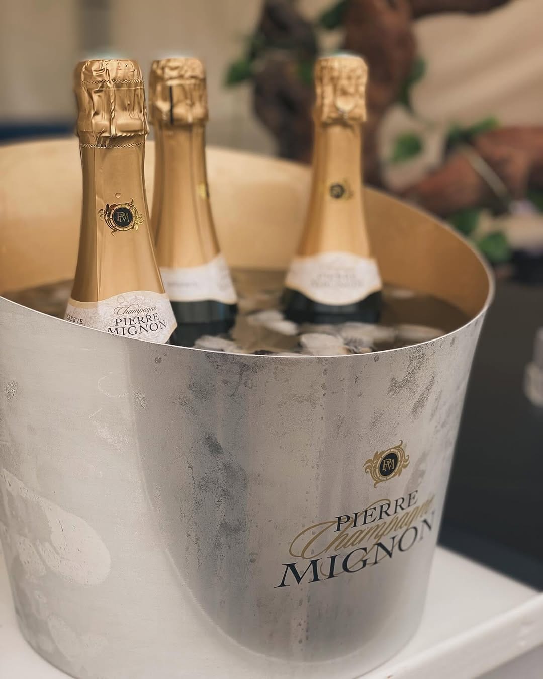 Post 5 by Stephane 🥂 on Instagram (image)