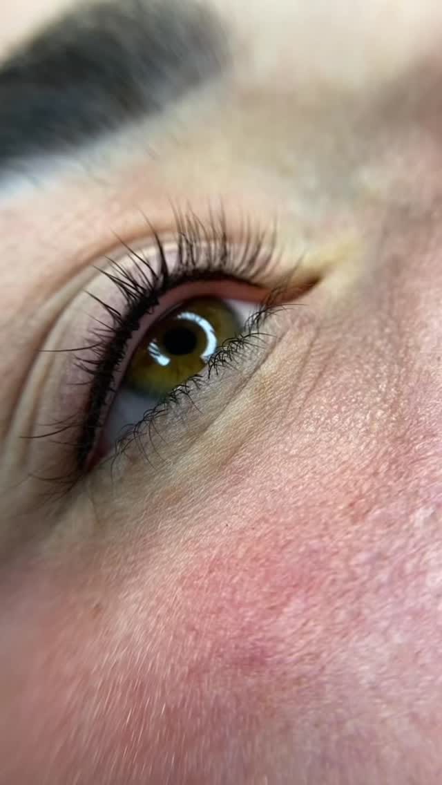 Post 3 by ifade danışmanı / microblading uzman on Instagram (video)