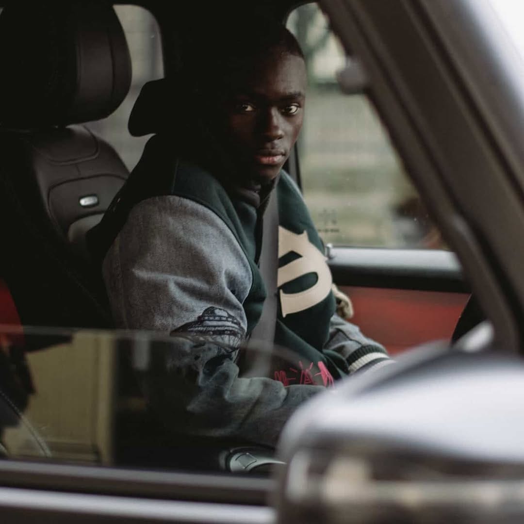 Post 1 by Elie Sy on Instagram (image)