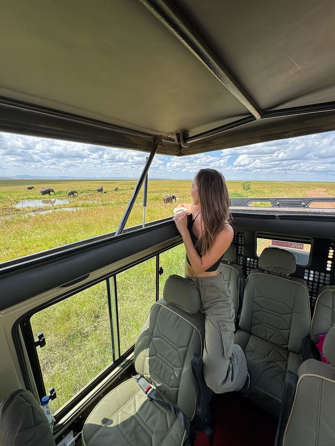 Post 5 by Travel with Wanderfulshots 🌼 on Instagram (image)