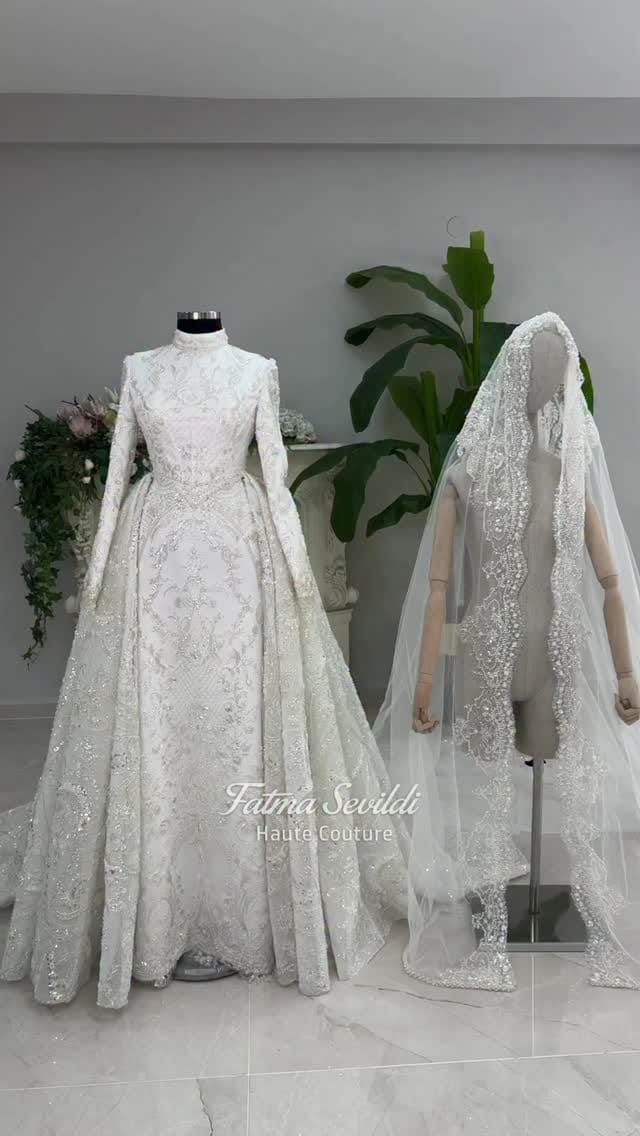 Post 7 by FATMA SEVILDI COUTURE on Instagram (video)