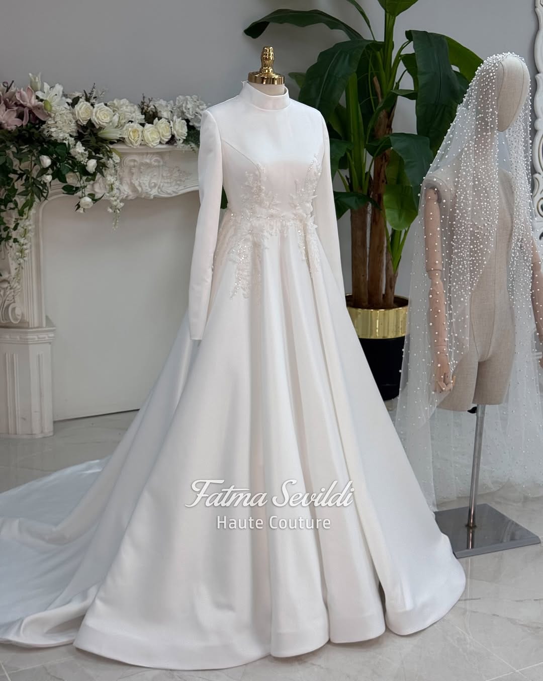Post 5 by FATMA SEVILDI COUTURE on Instagram (carousel)