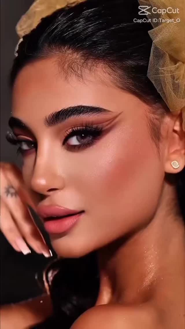 Post 4 by <<< 💖~ Hanano Beauty ~ 💖 >>> on Instagram (video)