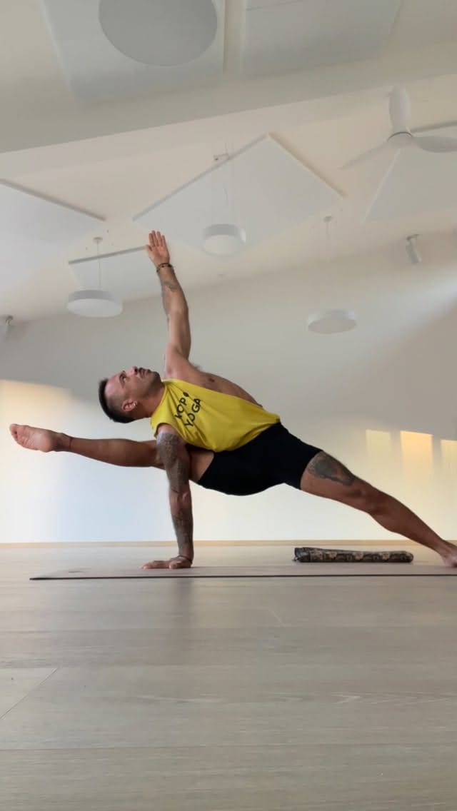 Post 9 by JOSE TROCHE • Ashtanga Yoga on Instagram (video)