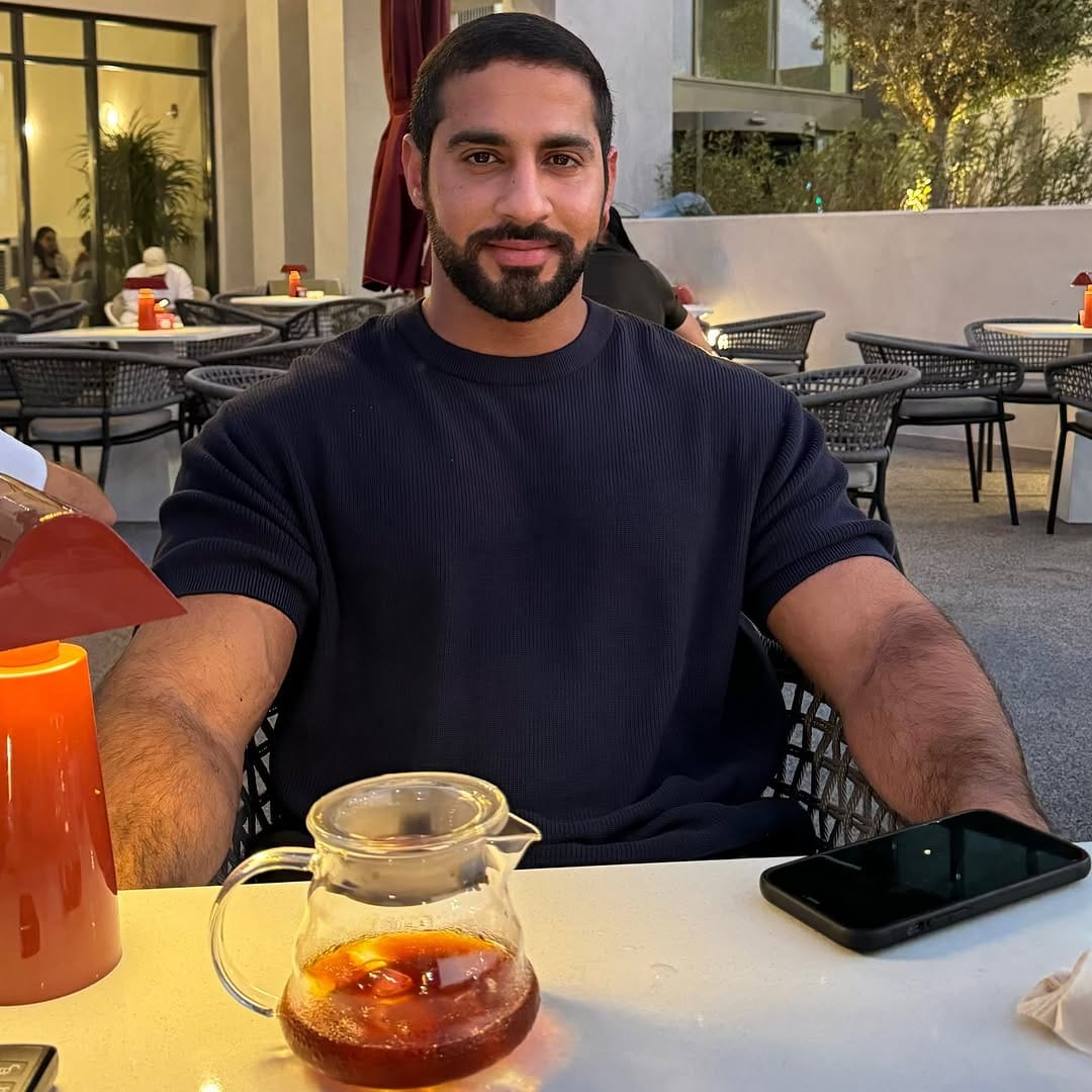 Post 8 by Sultan Alebri on Instagram (image)