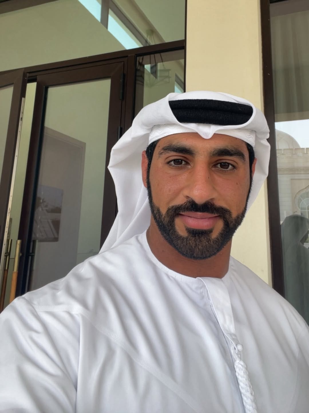 Post 4 by Sultan Alebri on Instagram (image)