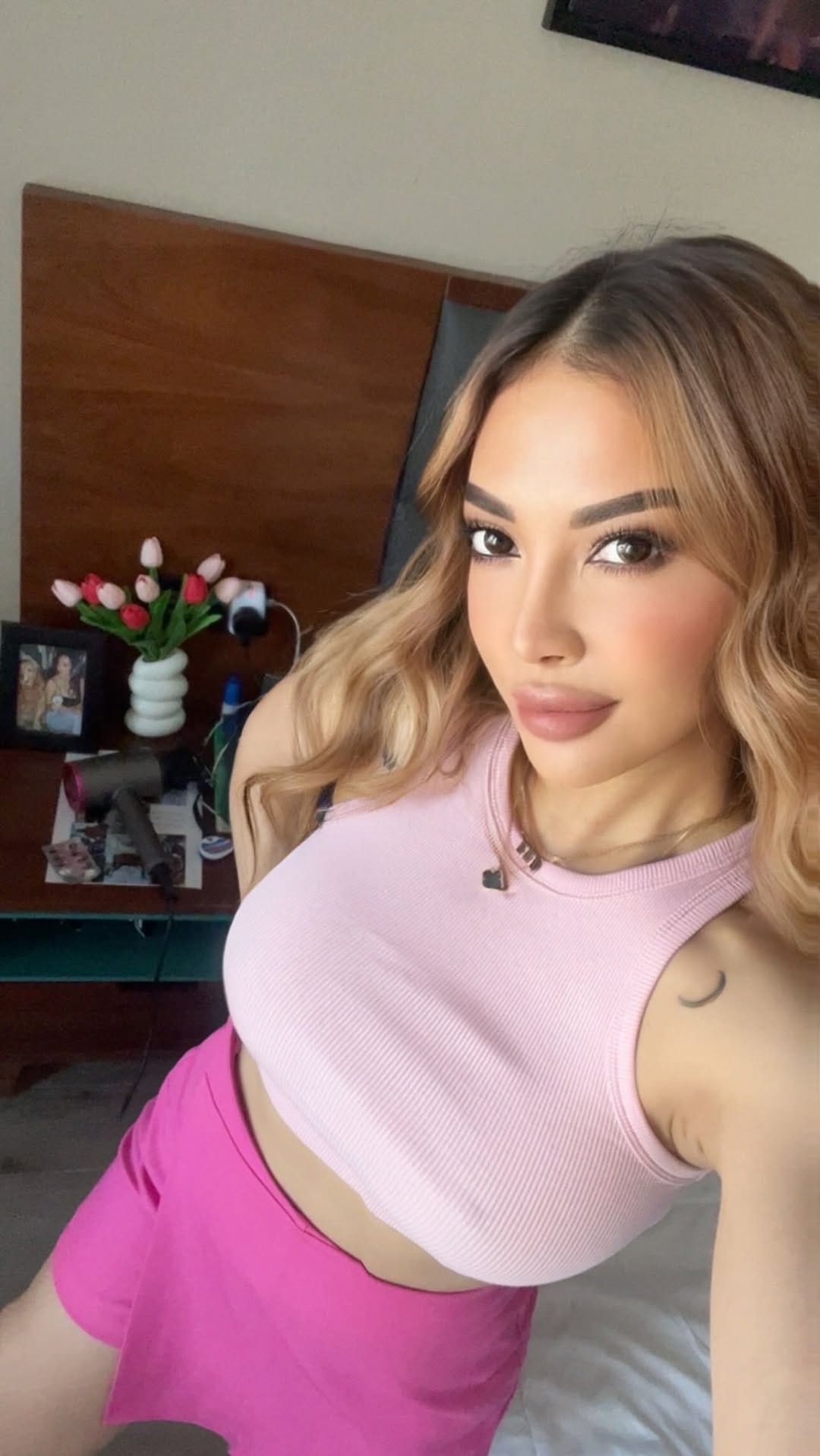 Post 5 by Anna Dhea on Instagram (video)