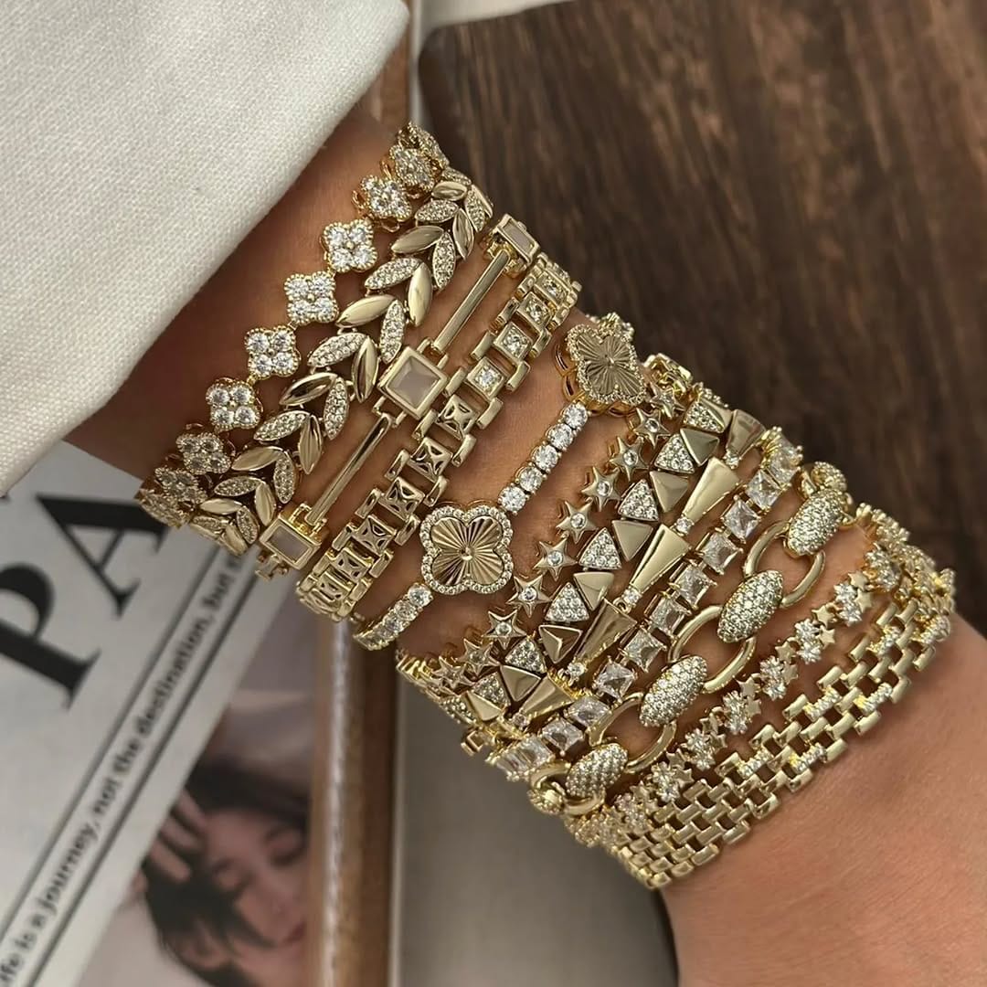 Post 8 by 𝓐𝓻𝔃 𝓣𝓪𝓴ı /Lavinia Takı on Instagram (image)