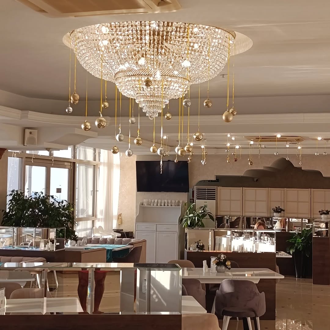 Post 3 by LiGhT CLuB on Instagram (carousel)
