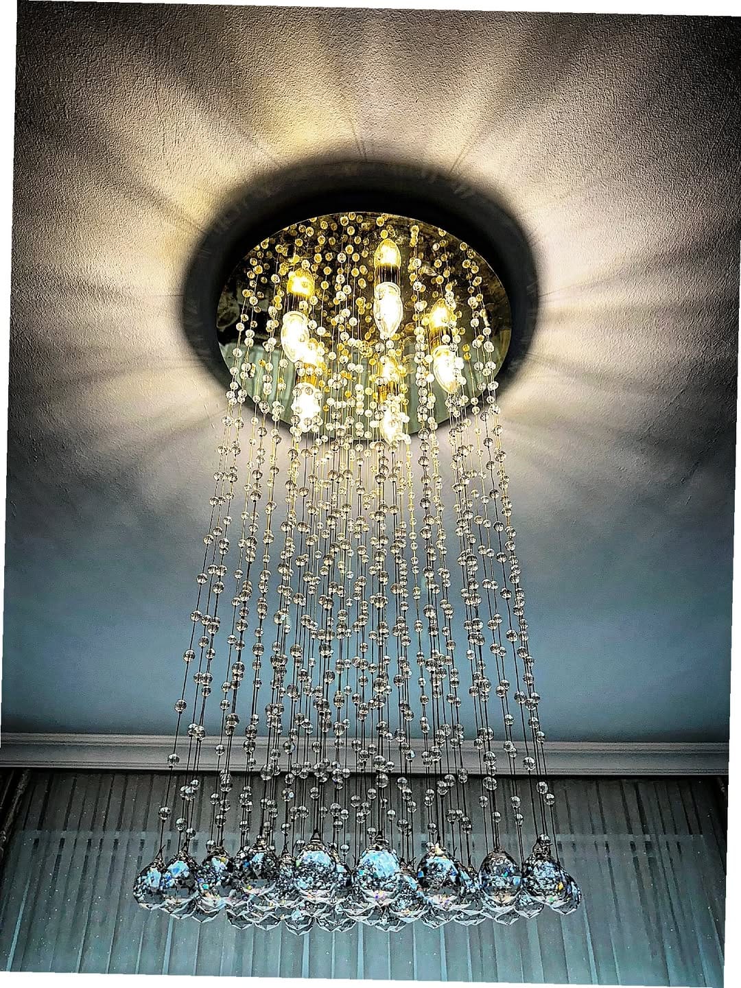 Post 5 by LiGhT CLuB on Instagram (carousel)