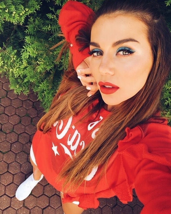 Post 8 by Açelya Uray on Instagram (image)
