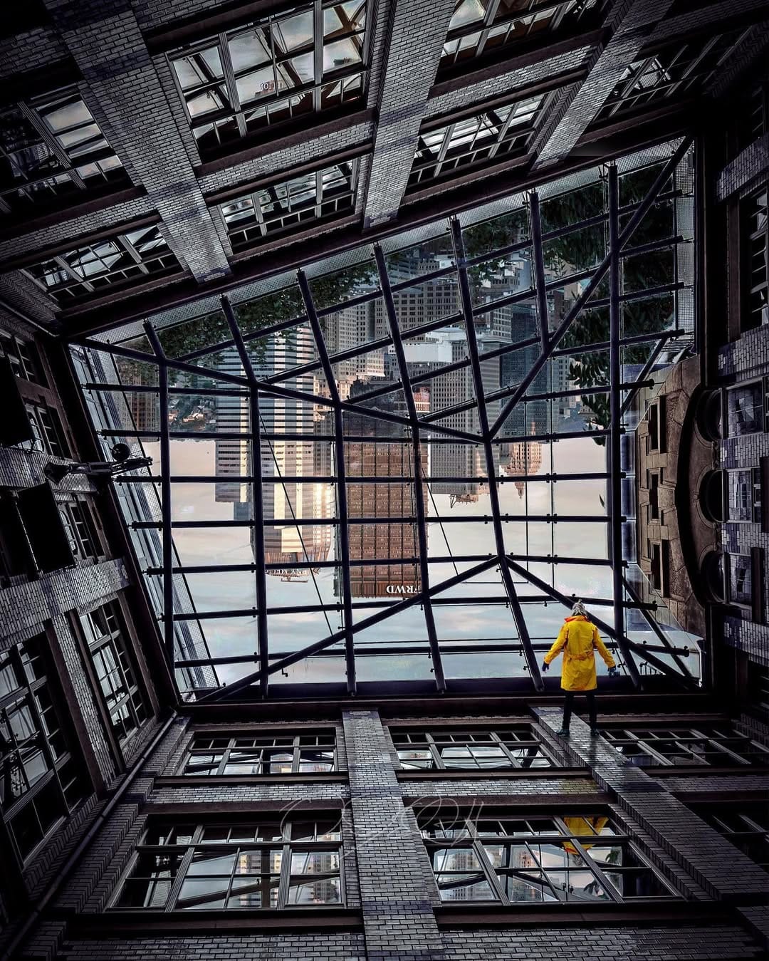 Post 10 by Aaron Elliott on Instagram (image)