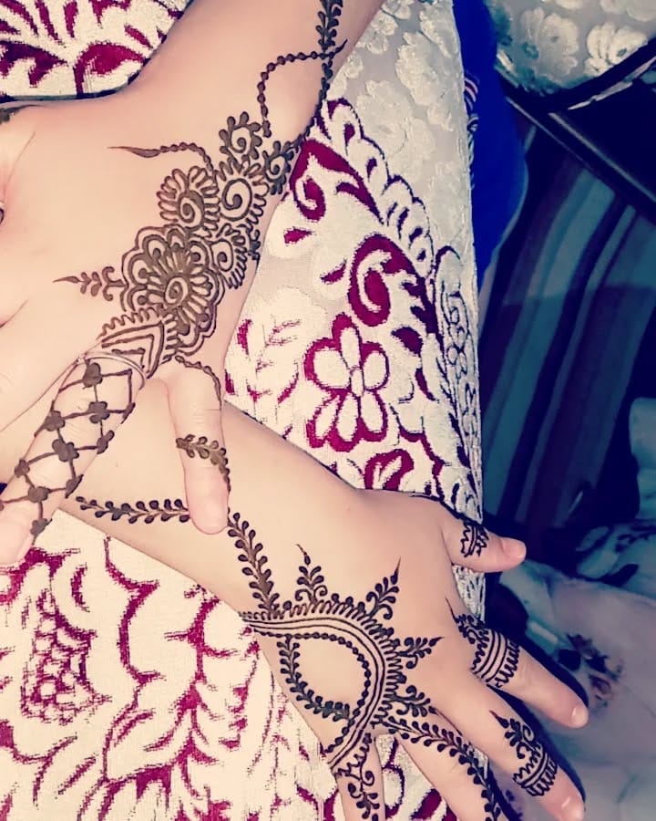 Post 2 by nakacha siham on Instagram (image)