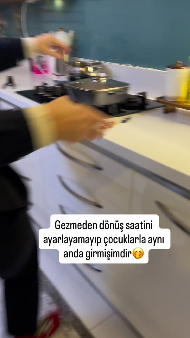 Post 10 by Rose on Instagram (video)