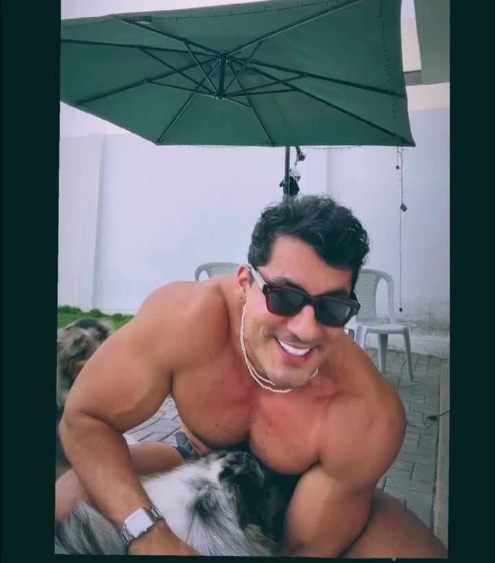 Post 2 by Bguille on Instagram (video)
