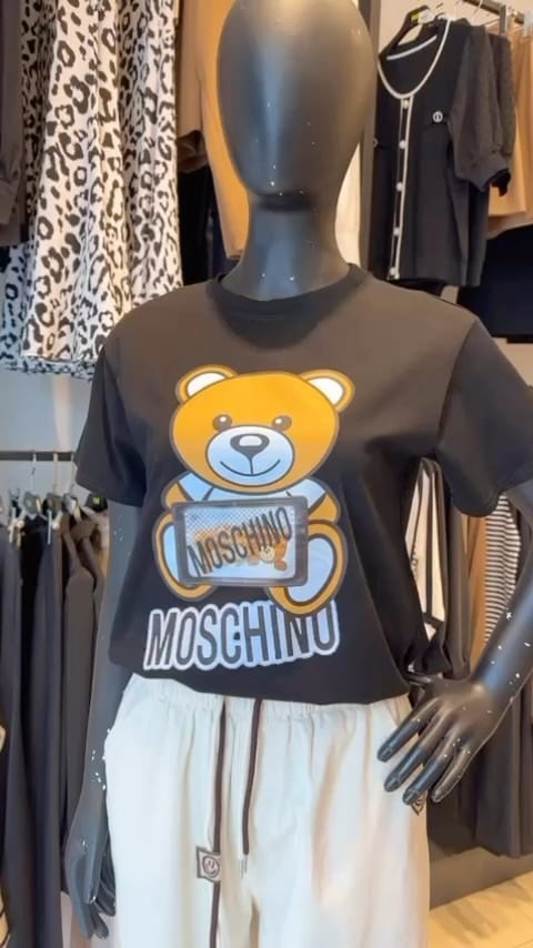 Post 4 by PEEK ISTANBUL FASHION on Instagram (video)