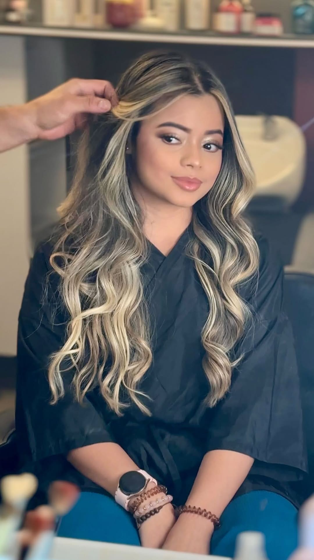 Post 7 by Victor Atencia | Color | Balayage | Mechas | Maquillaje | on Instagram (video)