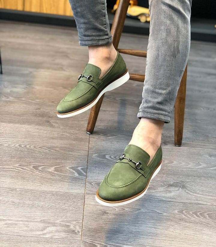 Post 3 by UND SHOES WHOLESALE on Instagram (image)
