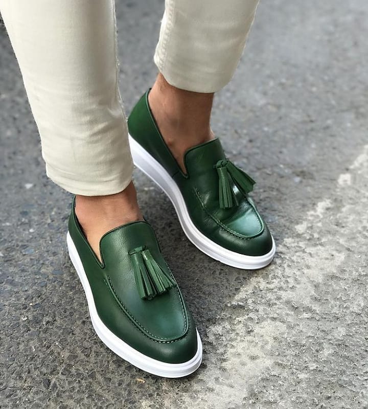 Post 7 by UND SHOES WHOLESALE on Instagram (image)