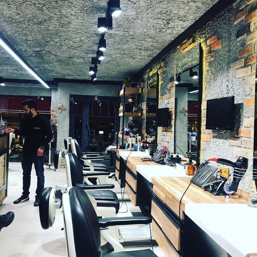 Post 10 by Kamil Kartal Coiffure on Instagram (image)