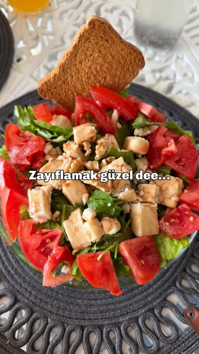 Post 5 by Ebru on Instagram (video)