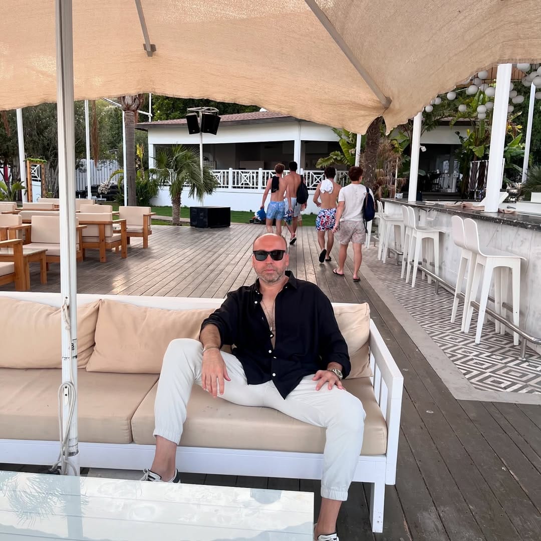 Post 2 by Mehmet Seyhan on Instagram (carousel)
