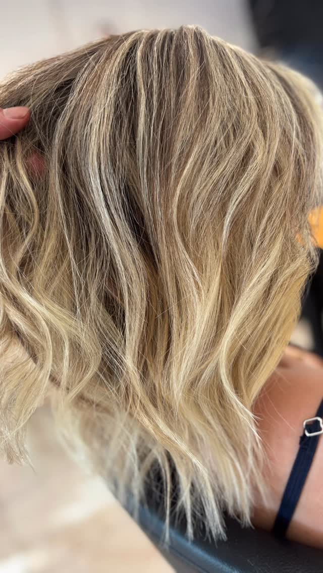 Post 5 by Alaçati Saloon Istanbul Kuaför Sachh&Bashh on Instagram (video)