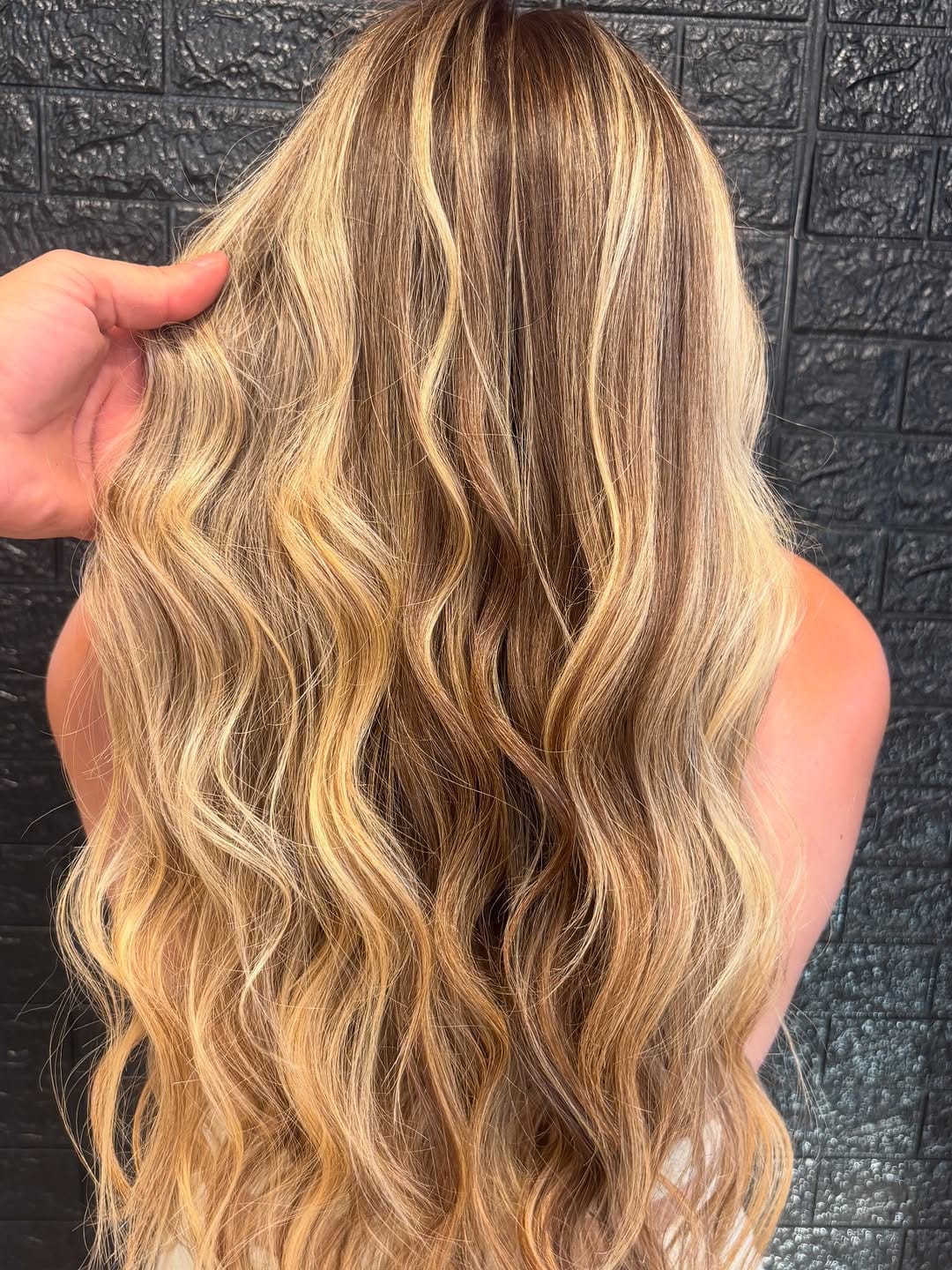 Post 9 by Alaçati Saloon Istanbul Kuaför Sachh&Bashh on Instagram (image)