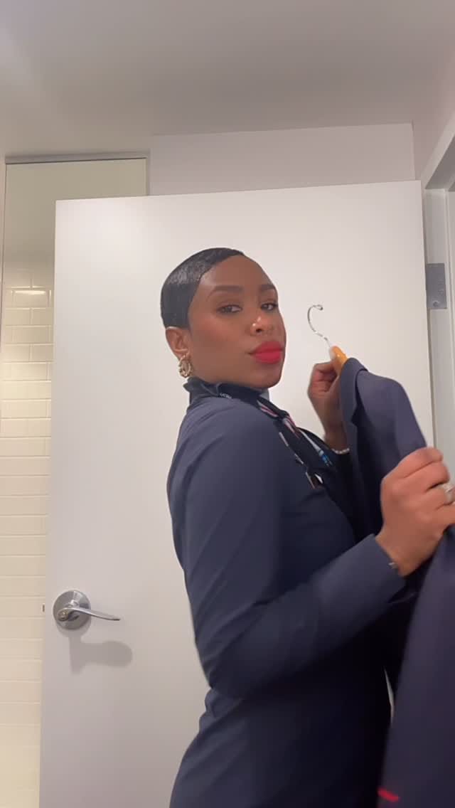 Post 1 by MAURICIA A.K.A POSH on Instagram (video)