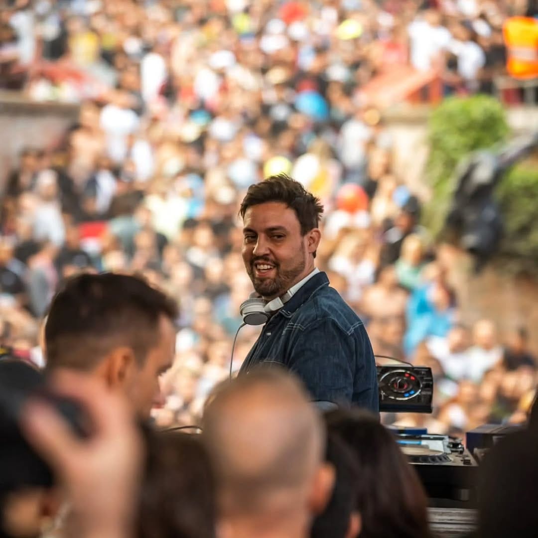 Post 8 by Techno Resident on Instagram (carousel)