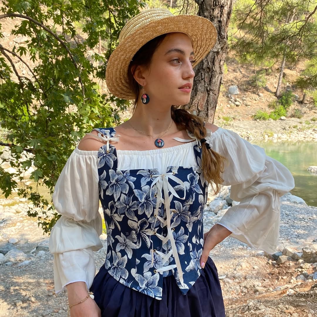 Post 1 by Anı Kutusu Vintage® on Instagram (image)