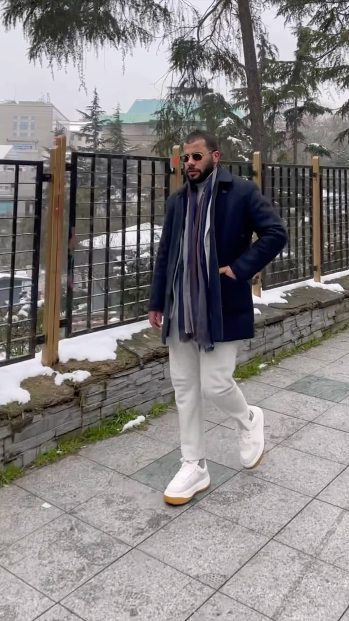 Post 2 by Ali Kareem on Instagram (video)