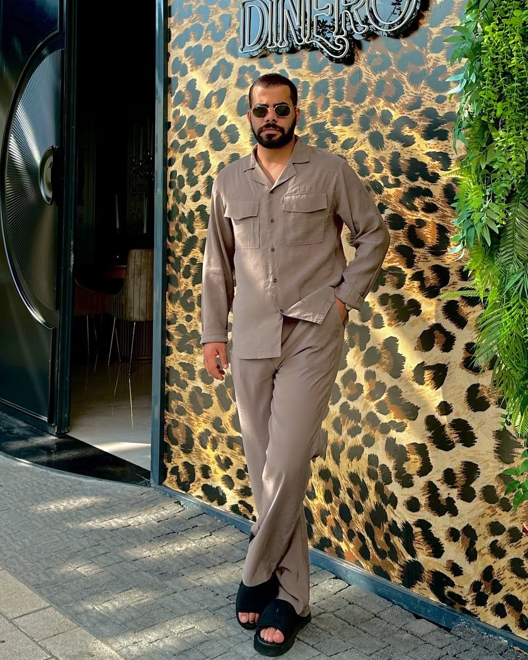 Post 5 by Ali Kareem on Instagram (image)