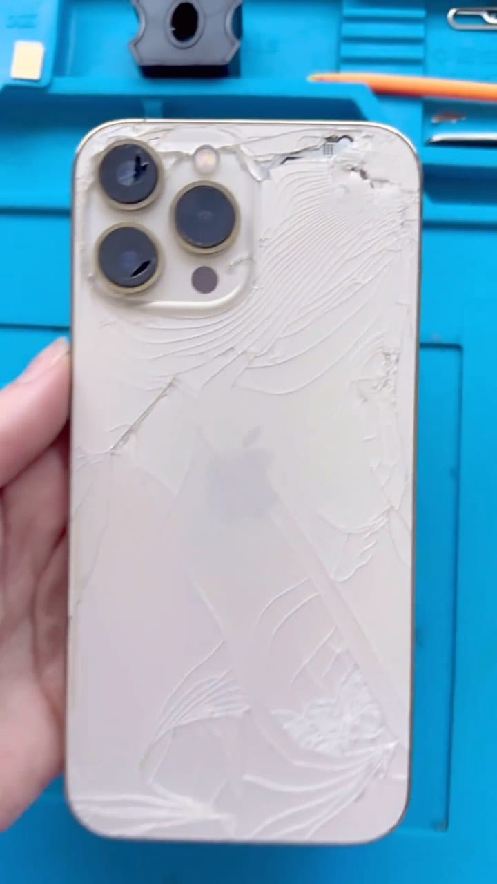 Post 3 by CentralDevices on Instagram (video)