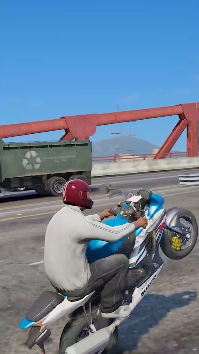 Post 3 by Pesar Bad on Instagram (video)