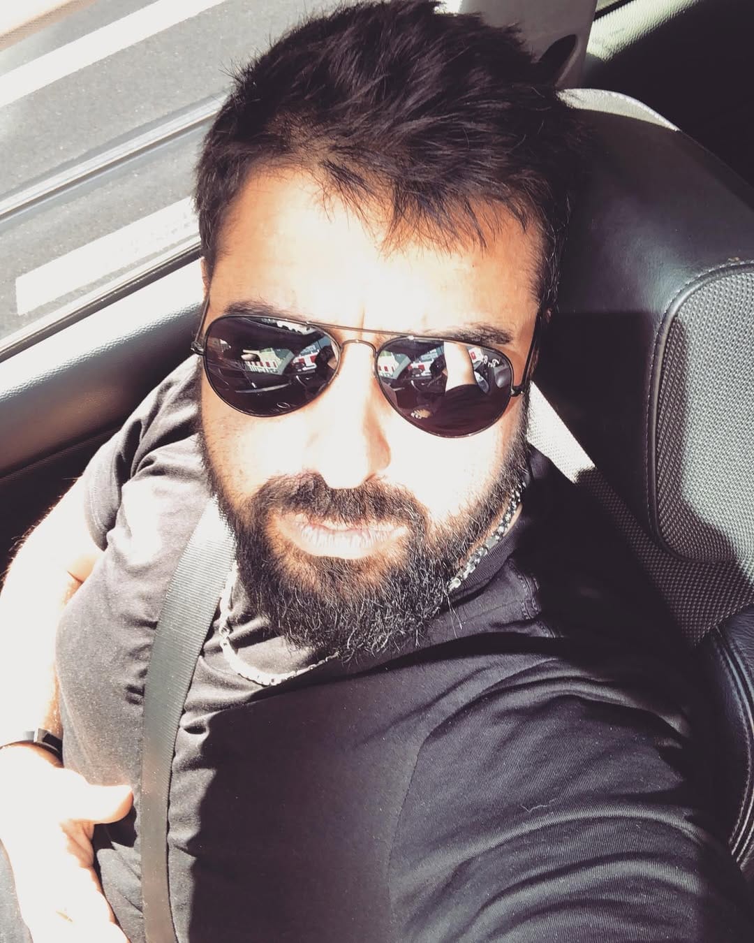 Post 3 by Mehmet on Instagram (image)