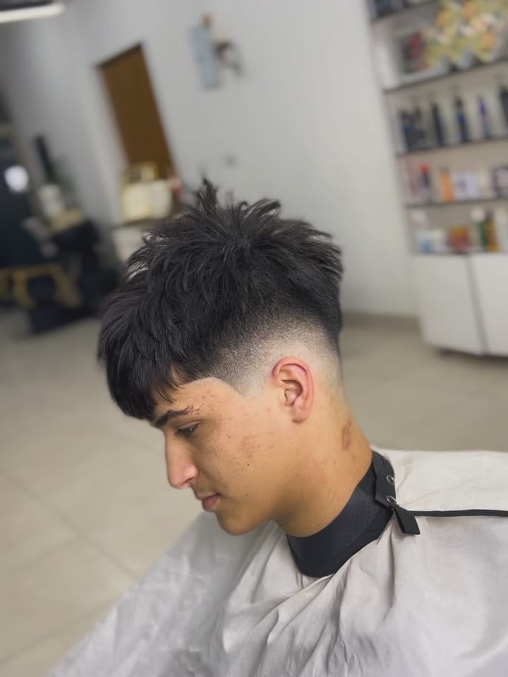 Post 1 by قسوم المزين✂️Qasim Jasim💈🇮🇶 on Instagram (carousel)