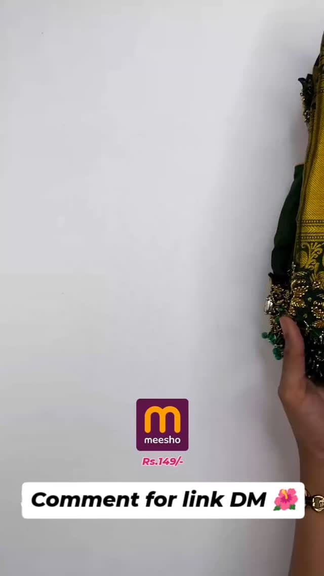 Post 4 by Nani's fashion on Instagram (video)