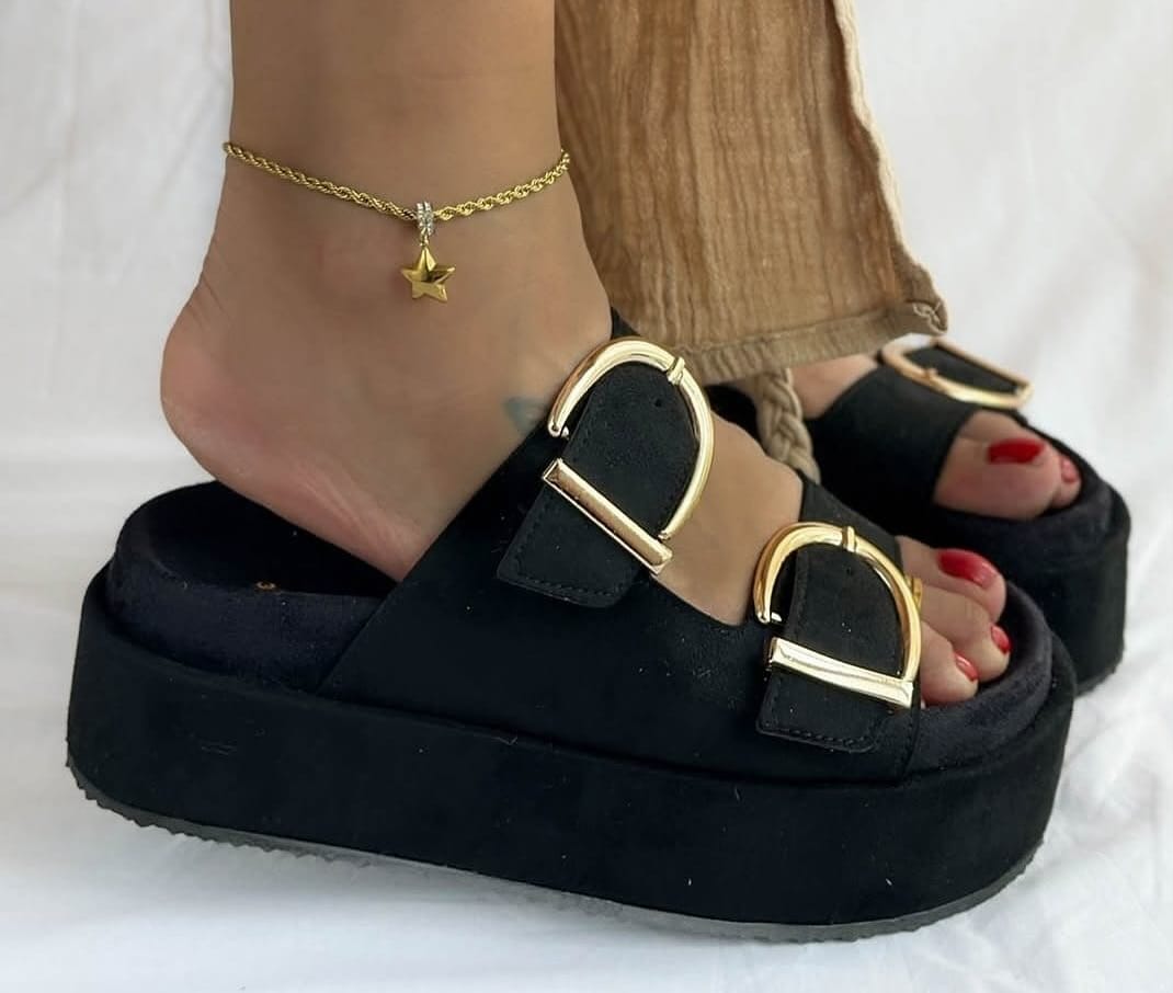 Post 10 by FERDUŞUN PABUÇLARI👠 on Instagram (image)